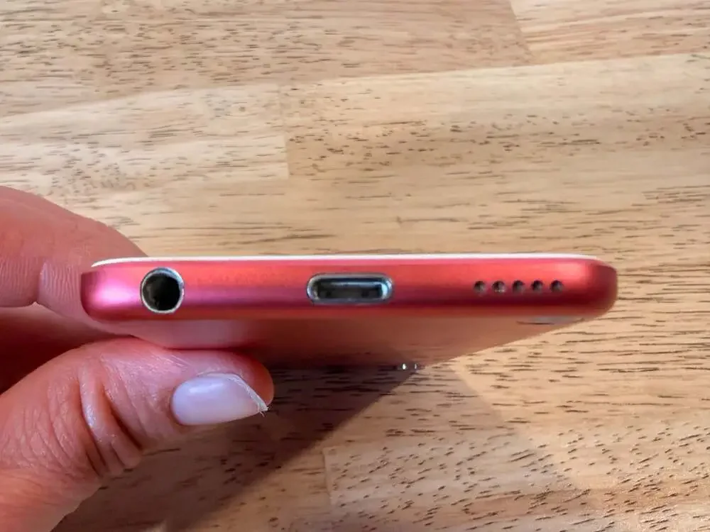 Apple iPod Touch 5th Generation 32GB Pink (Model A1421)